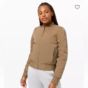 Lululemon Women’s Reversible Insulated Bomber Jacket Size 4